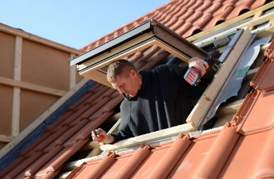Pose de fenêtres de toit Velux à Montalet-le-Bois
